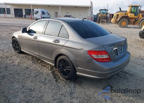 2009 Mercedes-Benz C 300 Luxury/Sport from USA, damaged, VIN WDDGF54X09R063244